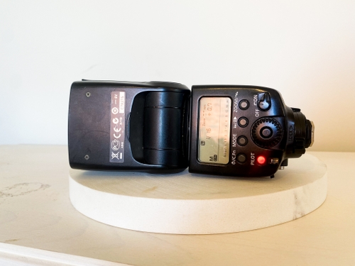 Canon Speedlite 580EX II Flash