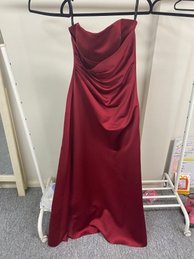 Red strapless ball gown for prom, bridesmaid