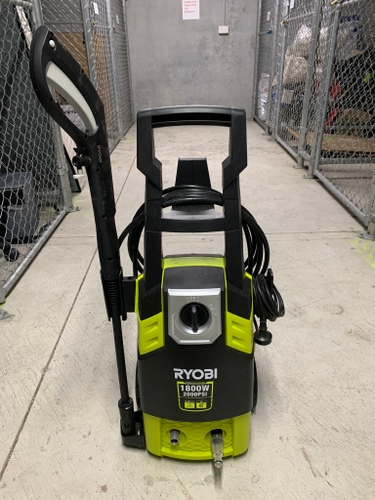 1800W Pressure Washer - with extension cord